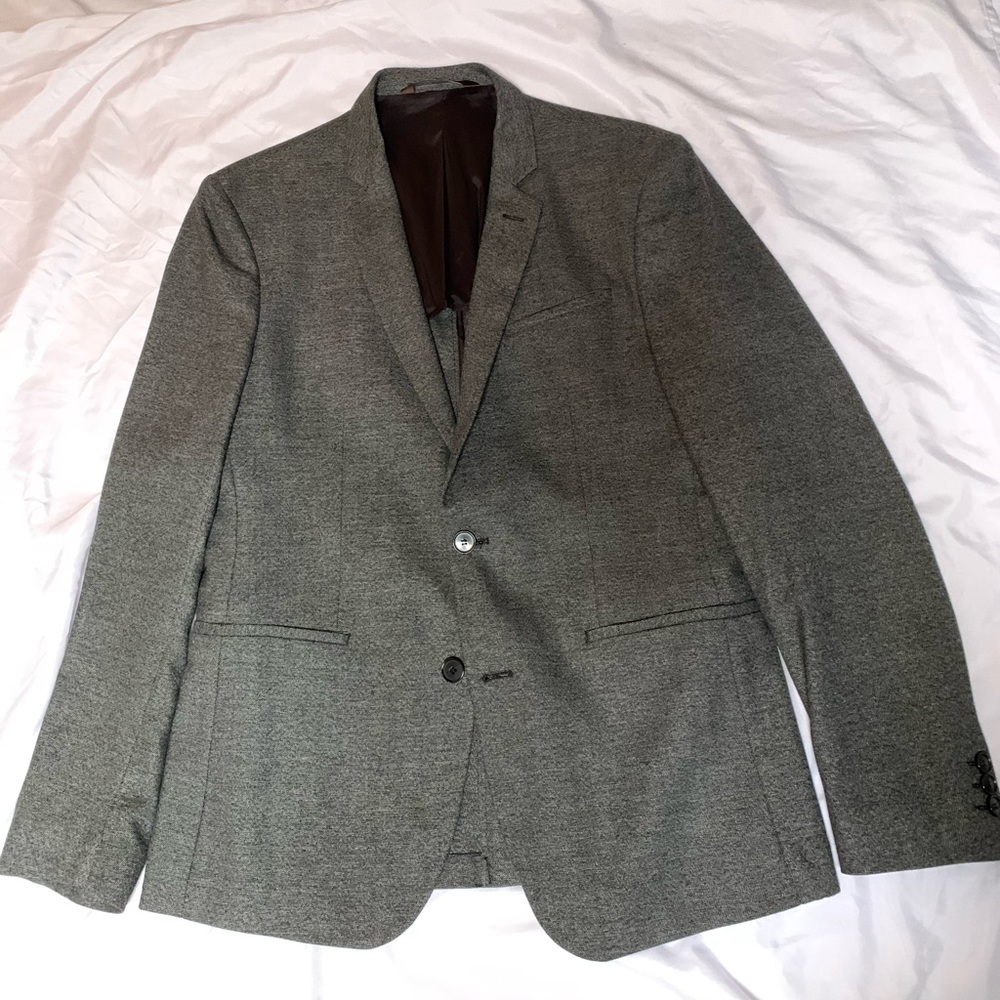Zara Dark Grey Blazer w/ Red Accents - Size US 42 - EUC Excellent Used Condition